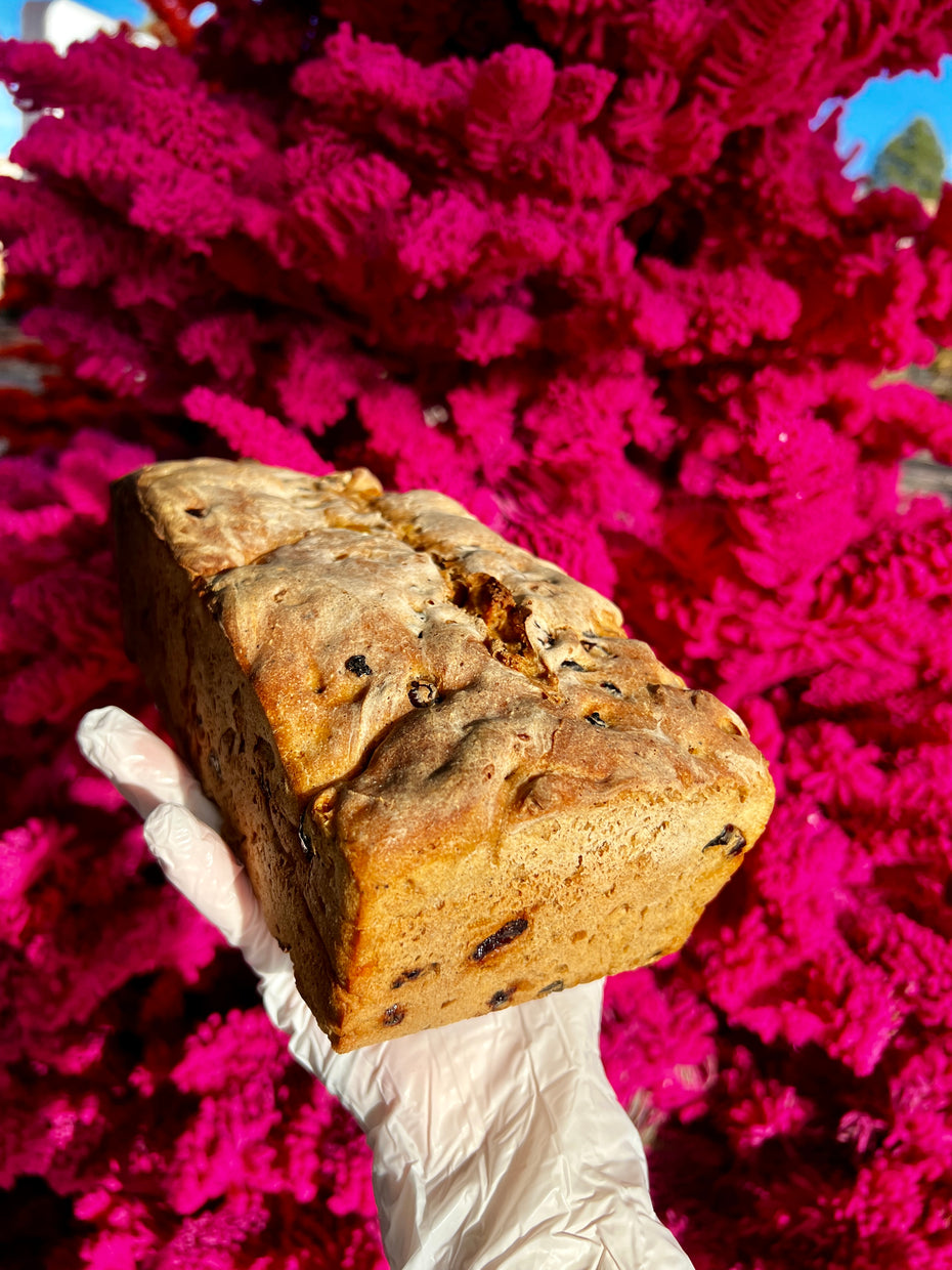 Traditional Lithuanian Christmas Bread (Kaledų Pyragas)