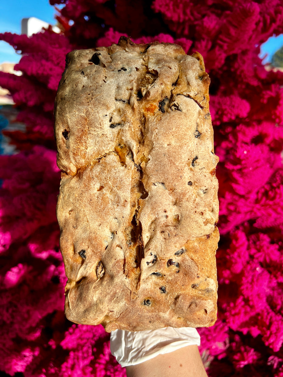 Traditional Lithuanian Christmas Bread (Kaledų Pyragas)